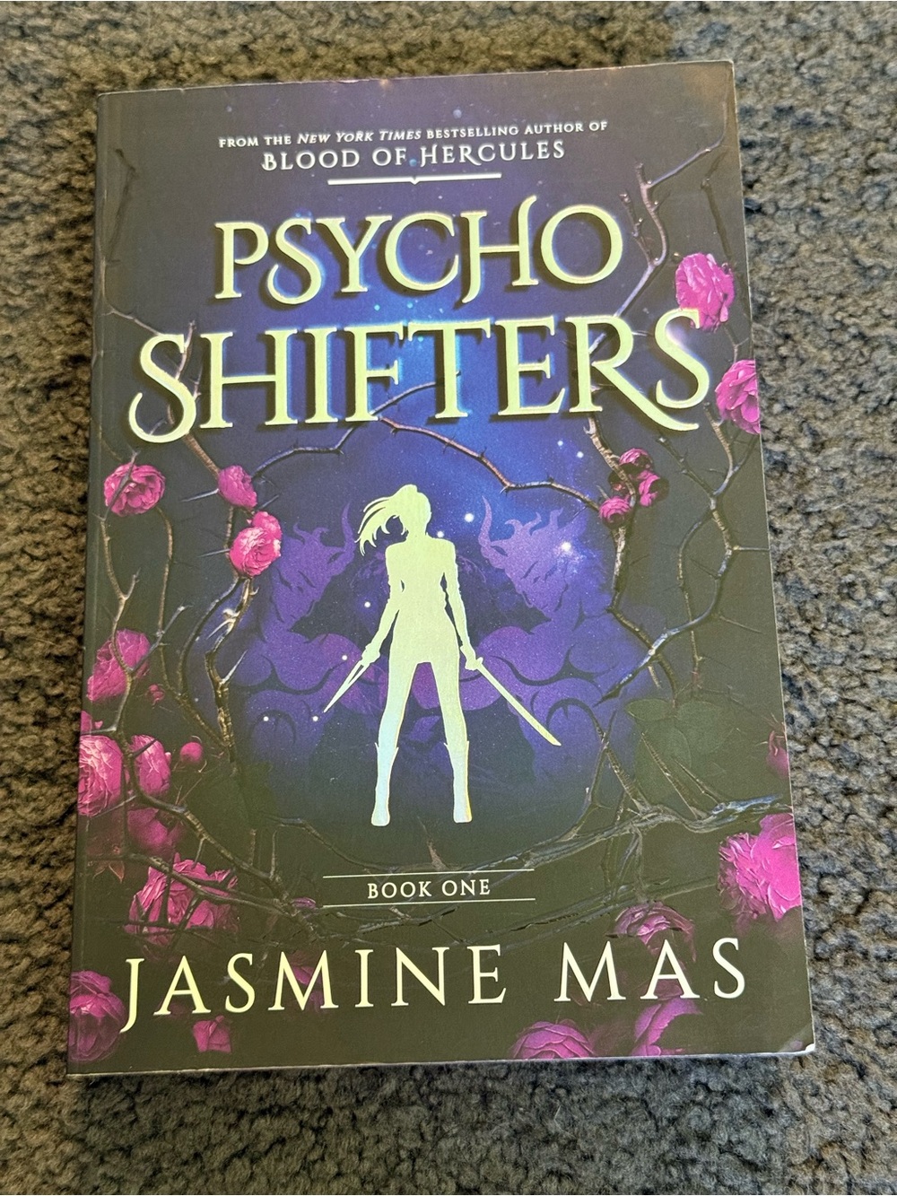 Jasmine Mas
Psycho Shifters: A Dark Romantasy sprayed edges